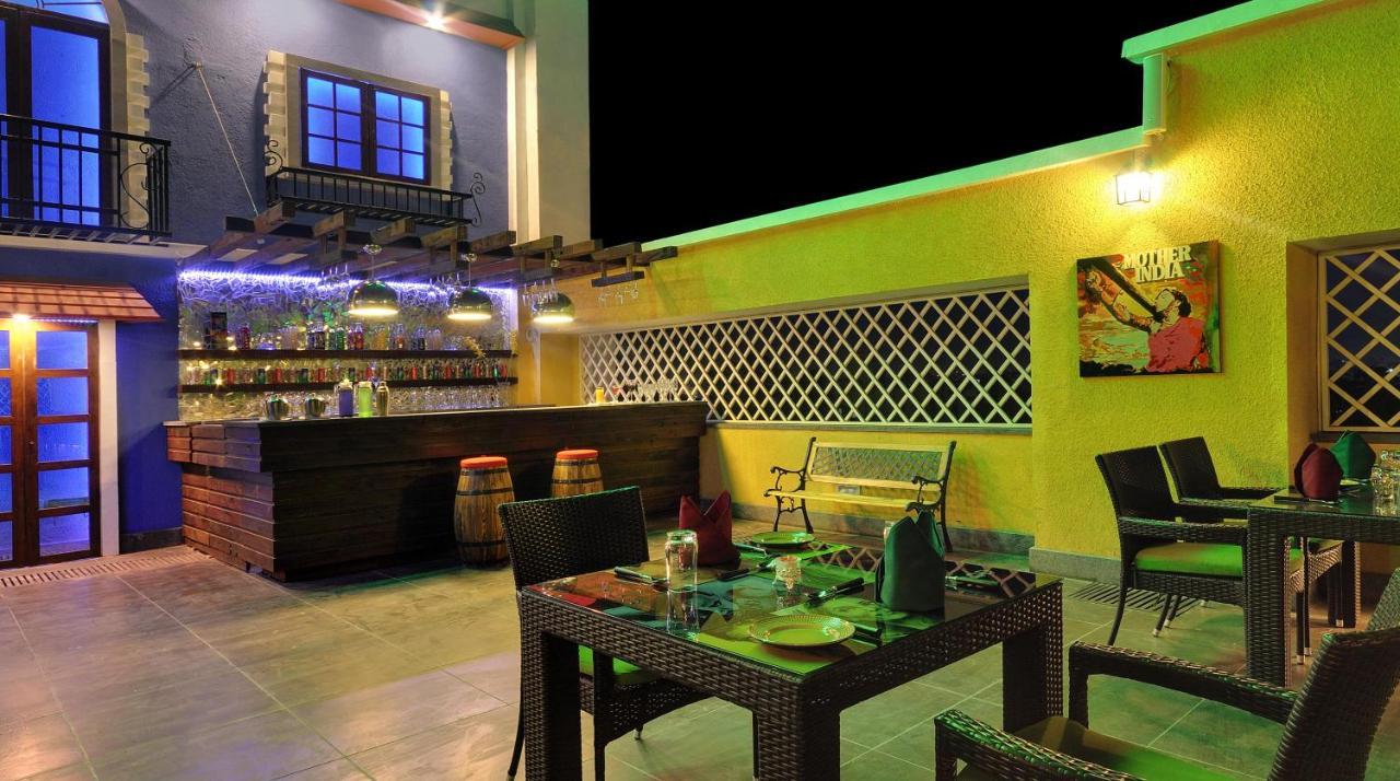 The Fern Residency Rajkot Ξενοδοχείο Εξωτερικό φωτογραφία