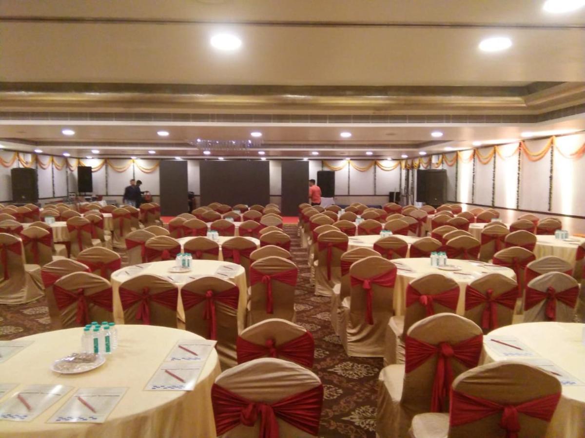 The Fern Residency Rajkot Ξενοδοχείο Εξωτερικό φωτογραφία